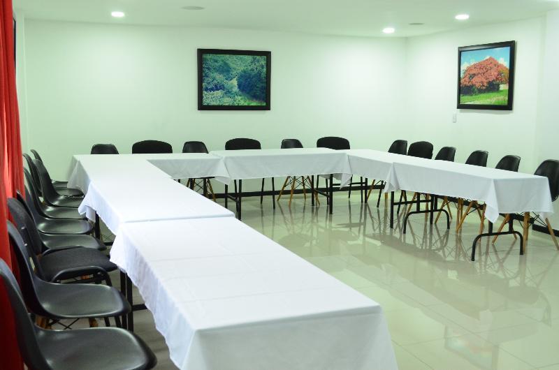 Greenview Medellin By St Hoteles エクステリア 写真