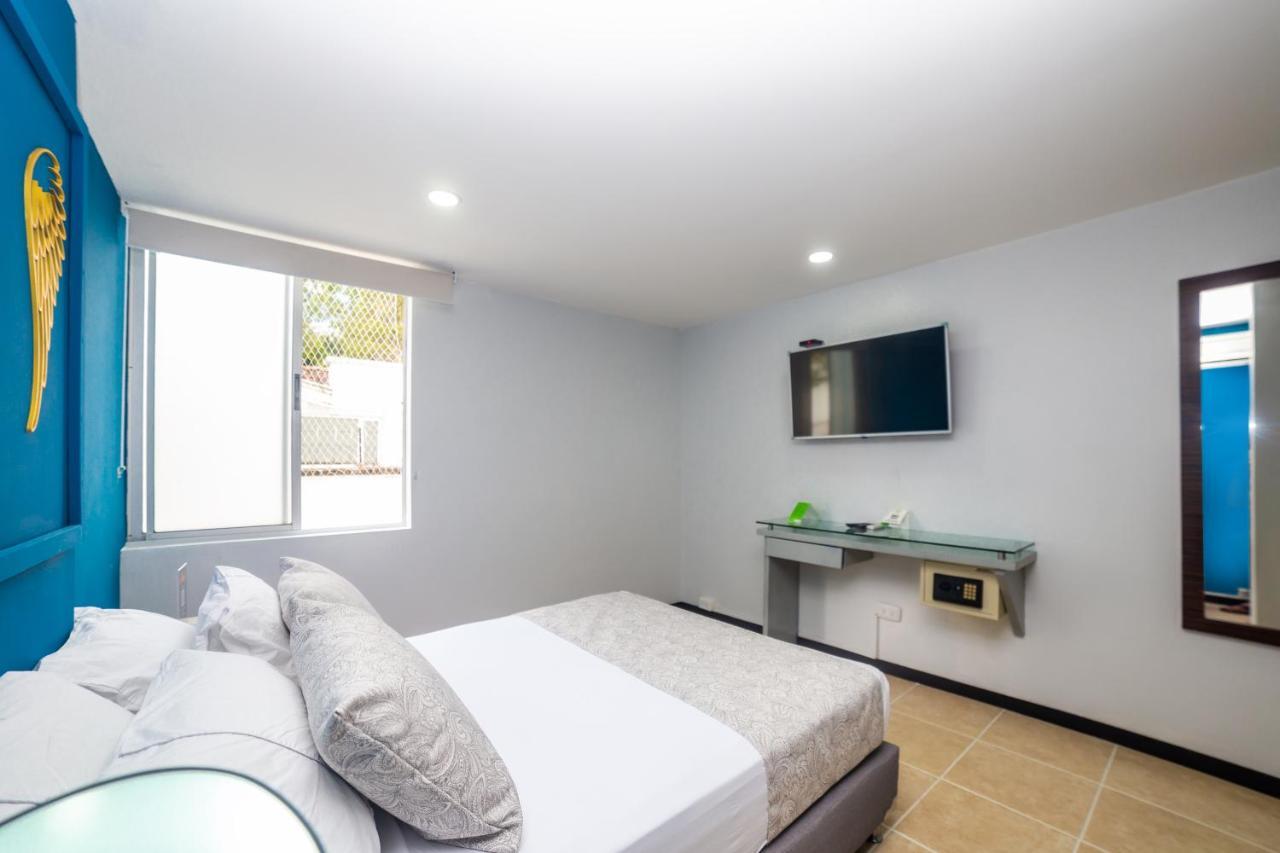 Greenview Medellin By St Hoteles エクステリア 写真