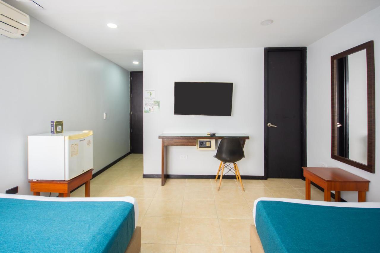 Greenview Medellin By St Hoteles エクステリア 写真