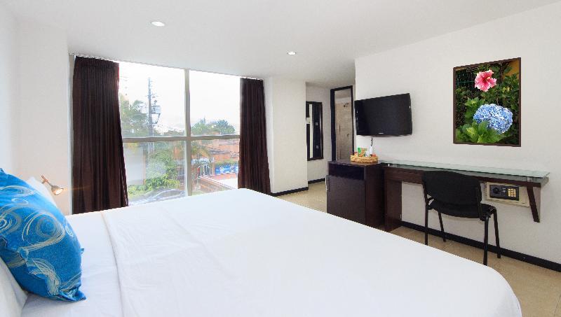 Greenview Medellin By St Hoteles エクステリア 写真